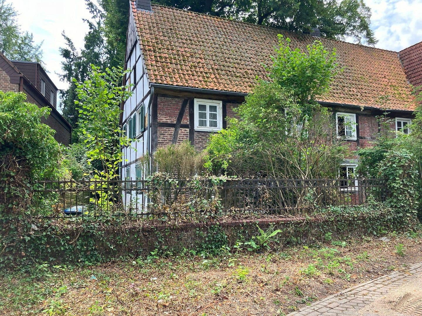 Prodej pozemku 1.753 m², Bahnhofstraße 47, Bad Sassendorf, Severní Porýní-Vestfálsko Prodej pozemku 1.753 m², Bahnhofstraße 47, Bad Sassendorf, Severní Porýní-Vestfálsko