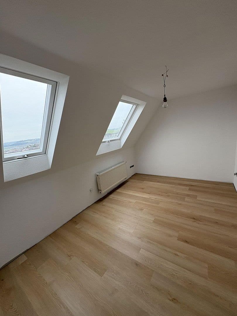 Pronájem bytu 3+kk 100 m², Bad Mergentheim, Bádensko-Württembersko Pronájem bytu 3+kk 100 m², Bad Mergentheim, Bádensko-Württembersko