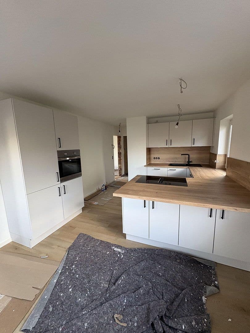 Pronájem bytu 3+kk 100 m², Bad Mergentheim, Bádensko-Württembersko Pronájem bytu 3+kk 100 m², Bad Mergentheim, Bádensko-Württembersko