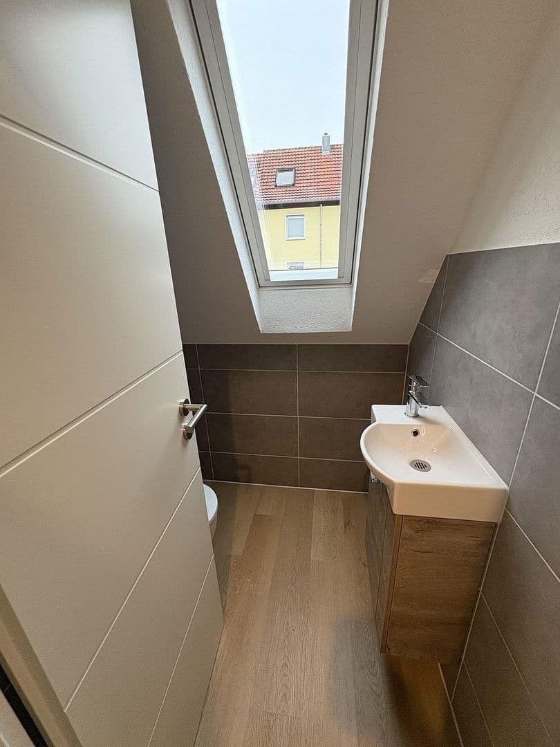 Pronájem bytu 3+kk 100 m², Bad Mergentheim, Bádensko-Württembersko Pronájem bytu 3+kk 100 m², Bad Mergentheim, Bádensko-Württembersko