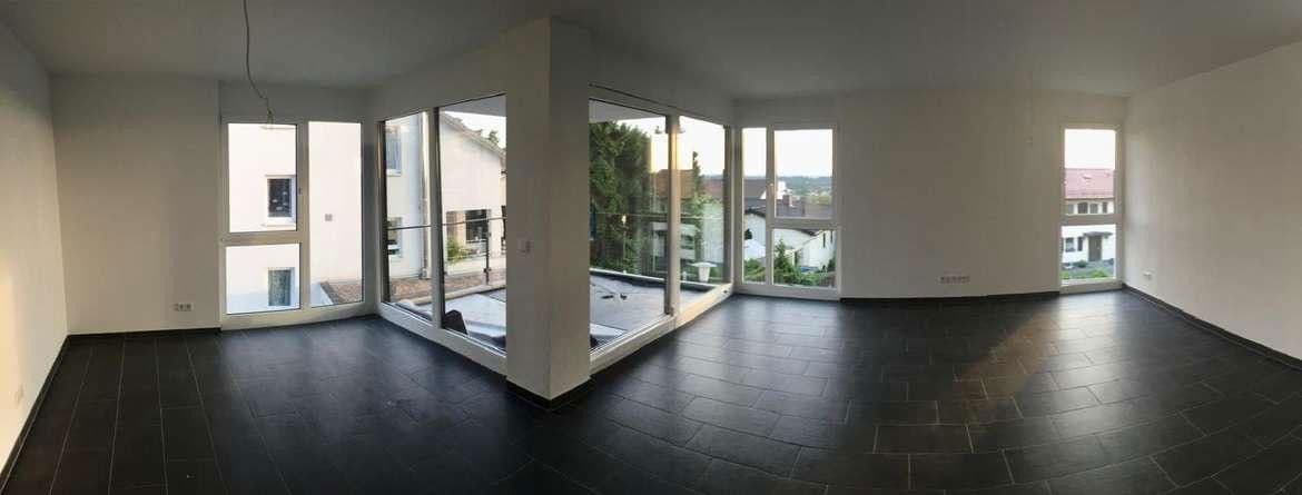 Pronájem bytu 4+1 135 m², Weinheim, Bádensko-Württembersko Pronájem bytu 4+1 135 m², Weinheim, Bádensko-Württembersko