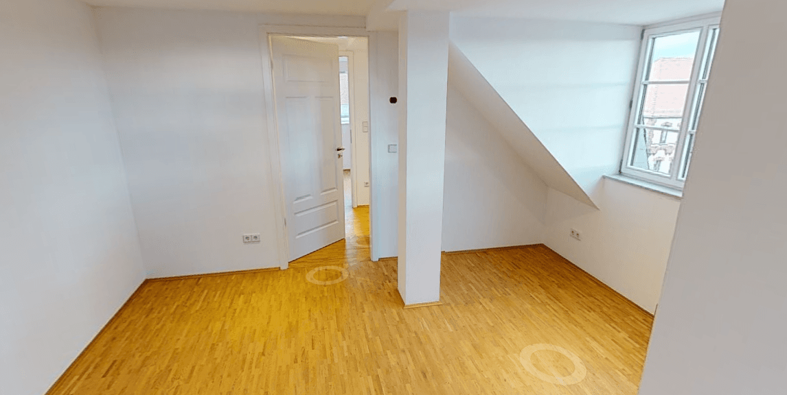Pronájem bytu 4+1 96 m², Ostheimstraße 7, Leipzig, Sasko Pronájem bytu 4+1 96 m², Ostheimstraße 7, Leipzig, Sasko