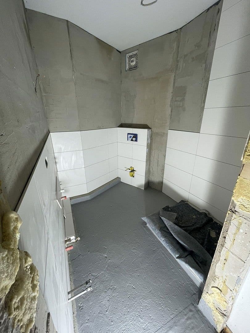 Pronájem bytu 2+1 68 m², Kirchweg 68, Adendorf, Dolní Sasko Pronájem bytu 2+1 68 m², Kirchweg 68, Adendorf, Dolní Sasko