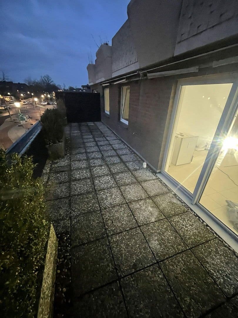 Pronájem bytu 2+1 68 m², Kirchweg 68, Adendorf, Dolní Sasko Pronájem bytu 2+1 68 m², Kirchweg 68, Adendorf, Dolní Sasko