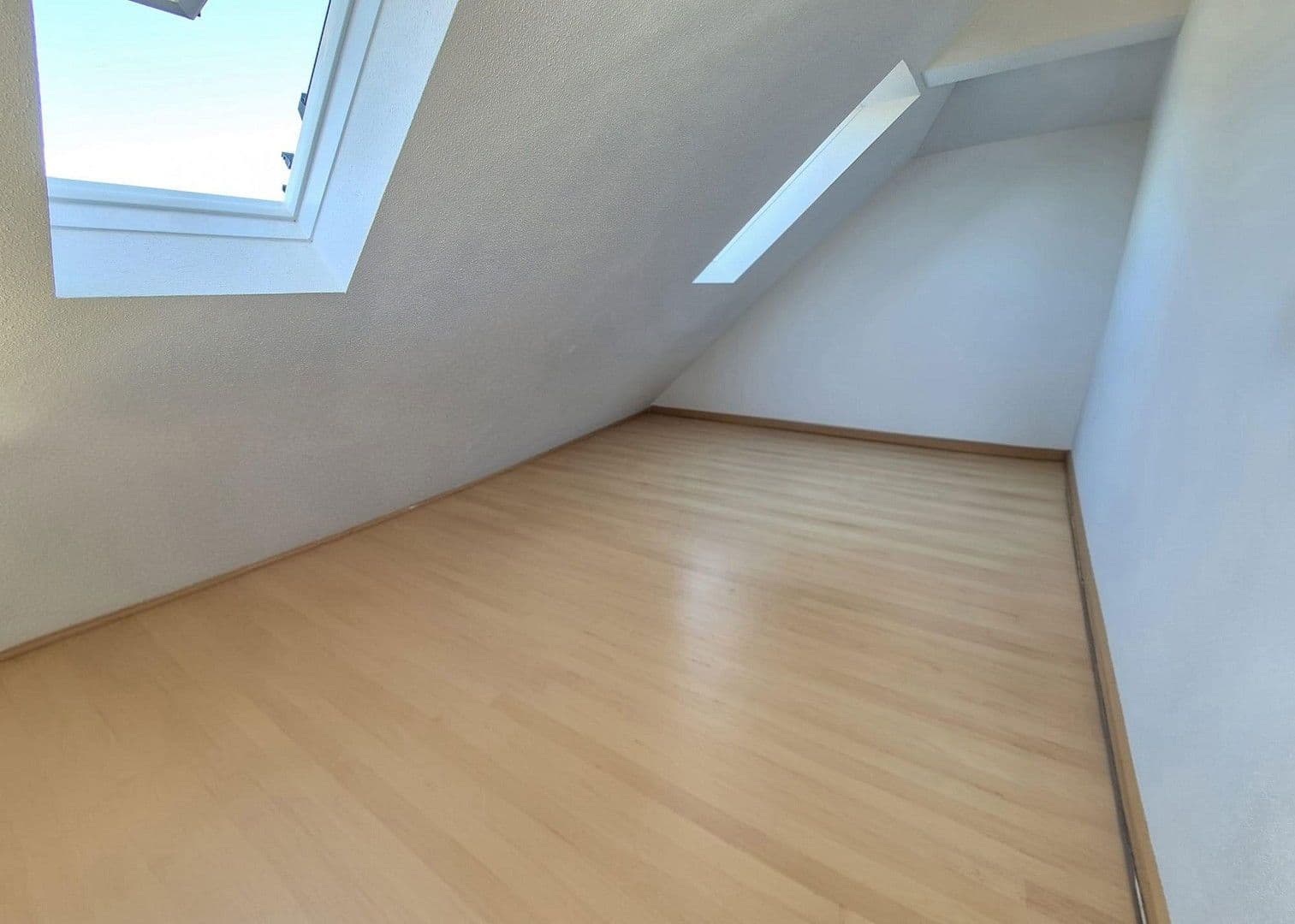 Pronájem bytu 3+1 72 m², Dachau, Bavorsko Pronájem bytu 3+1 72 m², Dachau, Bavorsko