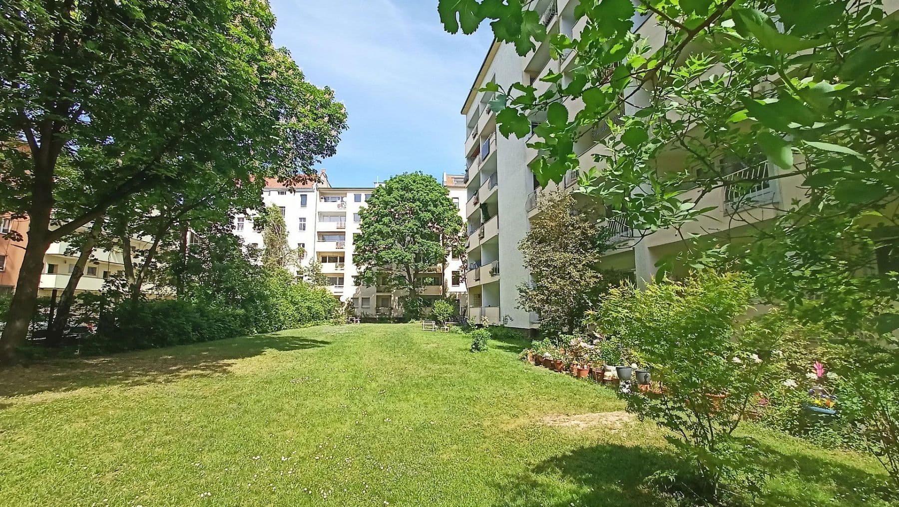 Prodej bytu 1+1 35 m², Stendaler Strasse 18A, Berlin, Berlín Prodej bytu 1+1 35 m², Stendaler Strasse 18A, Berlin, Berlín