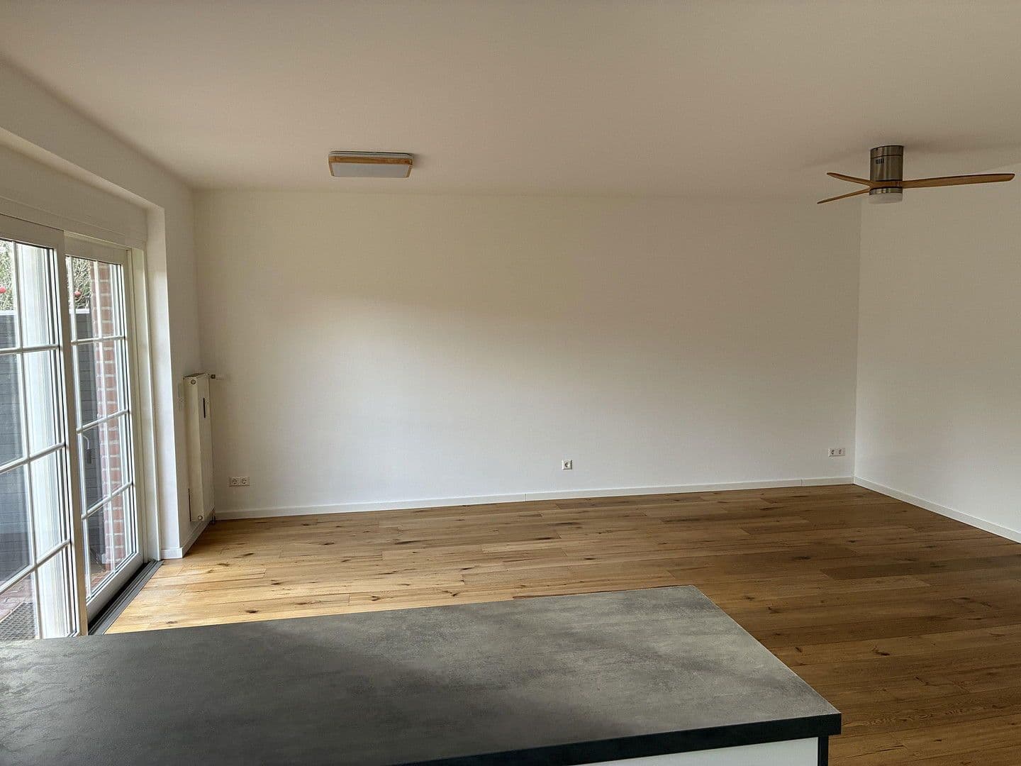 Pronájem bytu 2+1 60 m², Wolfsburg, Dolní Sasko Pronájem bytu 2+1 60 m², Wolfsburg, Dolní Sasko