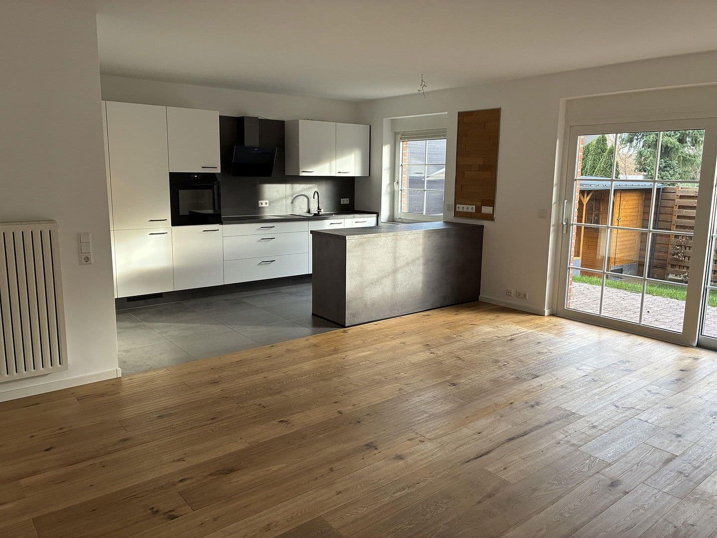 Pronájem bytu 2+1 60 m², Wolfsburg, Dolní Sasko Pronájem bytu 2+1 60 m², Wolfsburg, Dolní Sasko