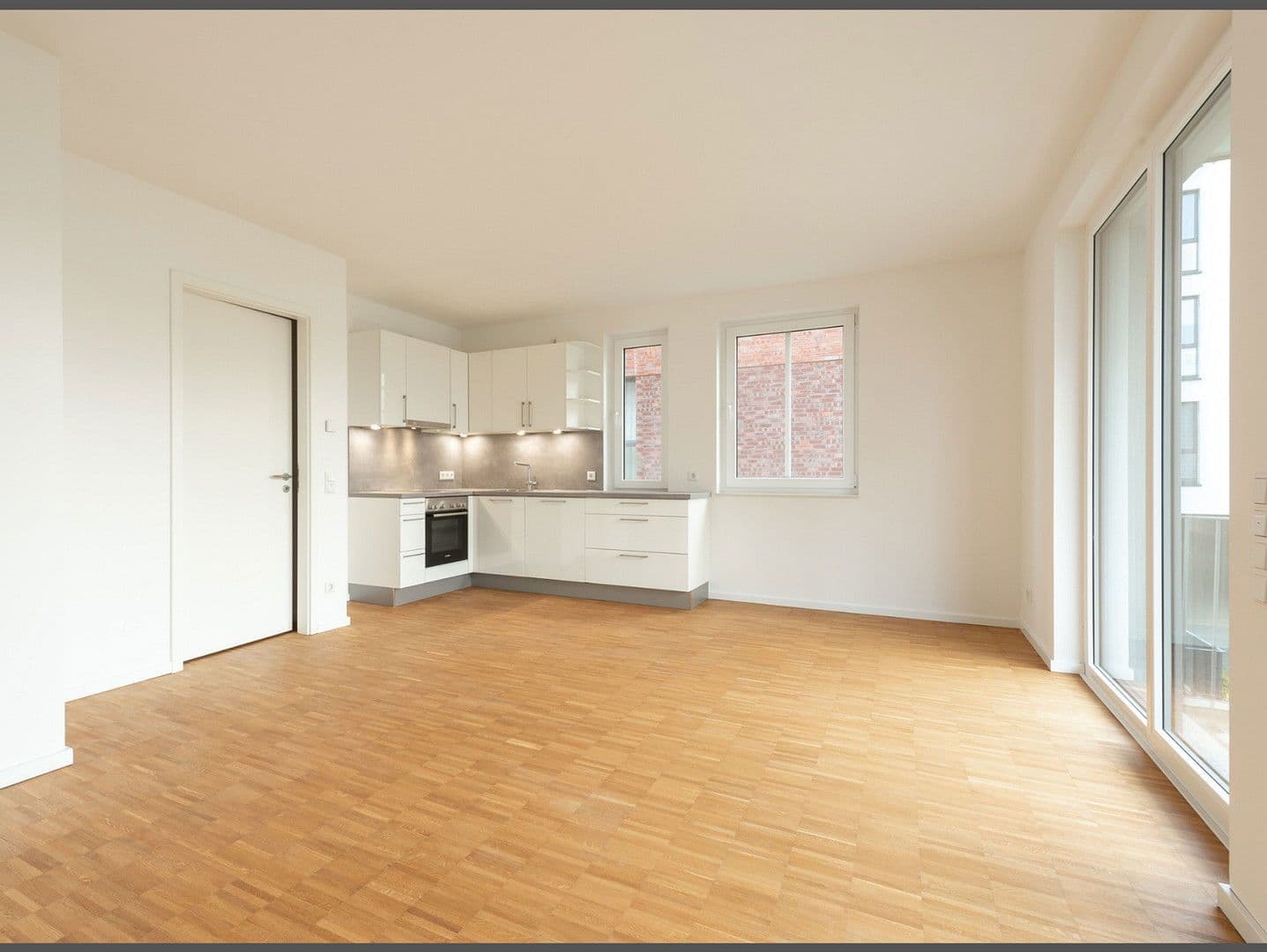 Pronájem bytu 2+1 61 m², Kaskadenpark, Hamburg, Hamburg Pronájem bytu 2+1 61 m², Kaskadenpark, Hamburg, Hamburg