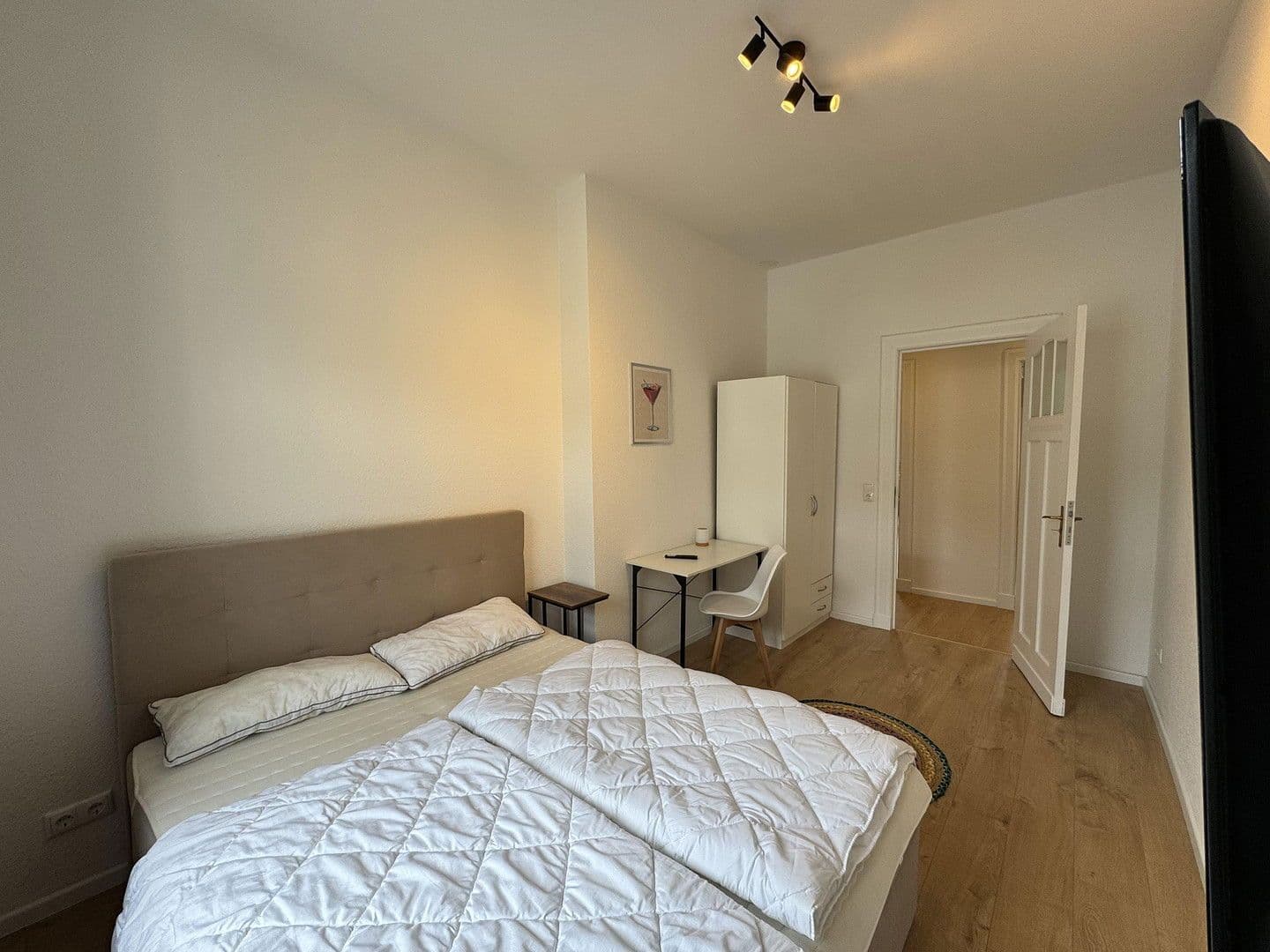 Pronájem bytu 2+1 70 m², Berlin, Berlín Pronájem bytu 2+1 70 m², Berlin, Berlín