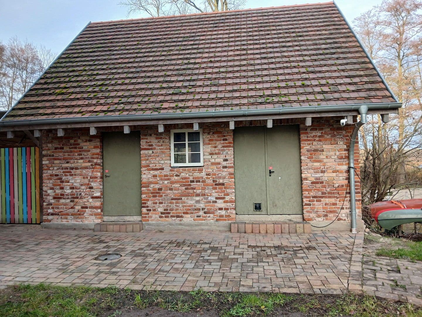 Pronájem domu 835 m², pozemek 5.200 m², Rechlin, Mecklenburg-Vorpommern Pronájem domu 835 m², pozemek 5.200 m², Rechlin, Mecklenburg-Vorpommern