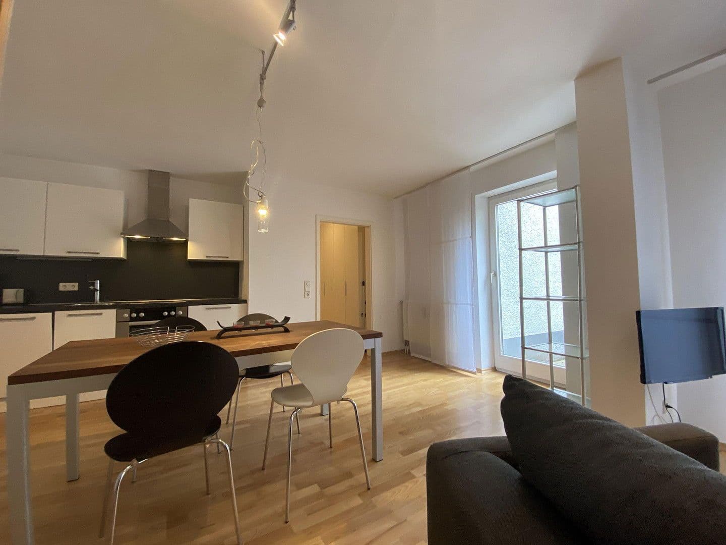 Pronájem bytu 1+kk 45 m², München, Bavorsko Pronájem bytu 1+kk 45 m², München, Bavorsko