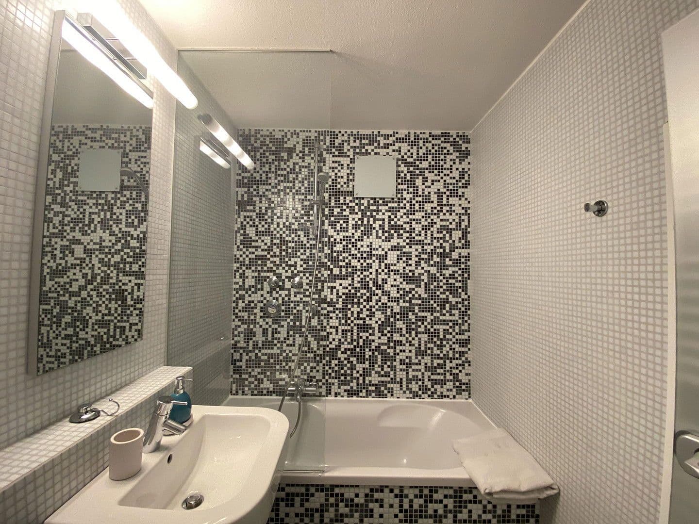 Pronájem bytu 1+kk 45 m², München, Bavorsko Pronájem bytu 1+kk 45 m², München, Bavorsko