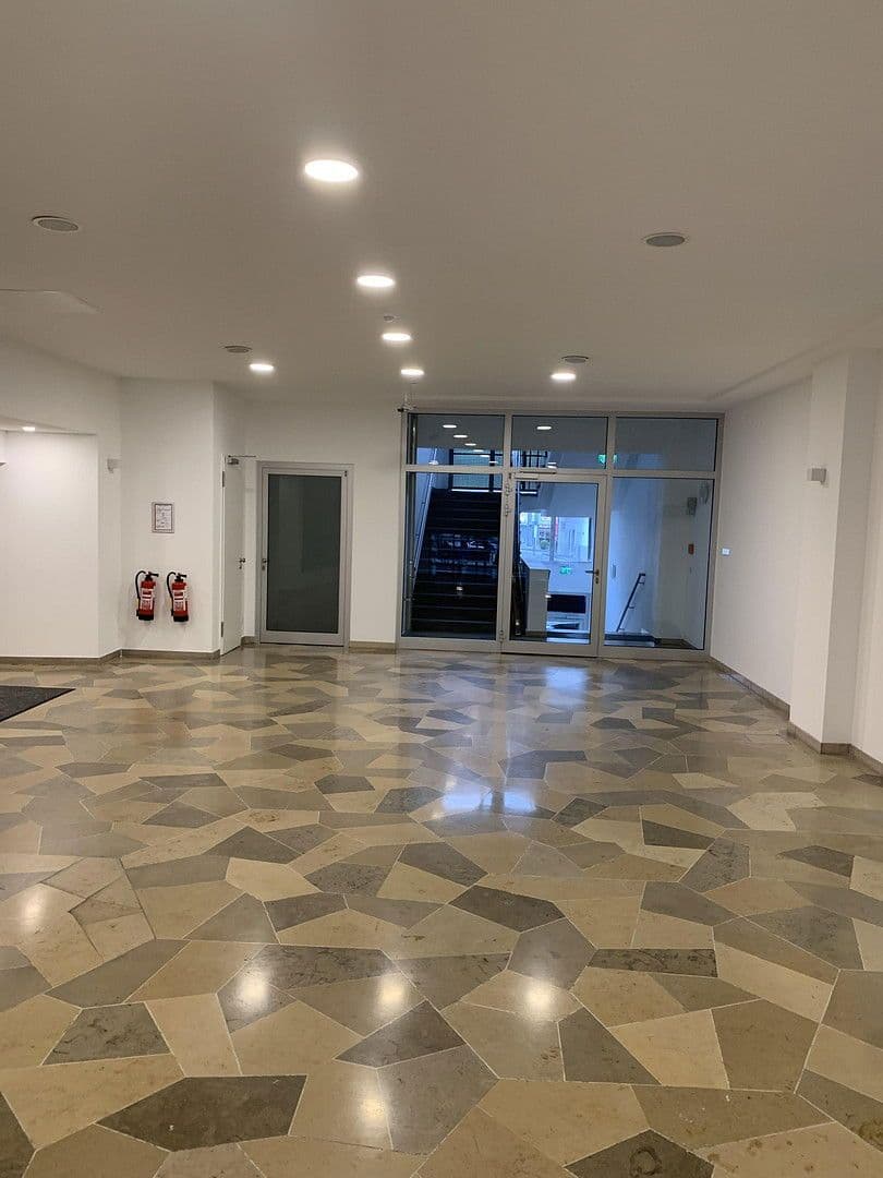 Pronájem kanceláře 297 m², Fürther Straße 228, Nürnberg, Bavorsko Pronájem kanceláře 297 m², Fürther Straße 228, Nürnberg, Bavorsko