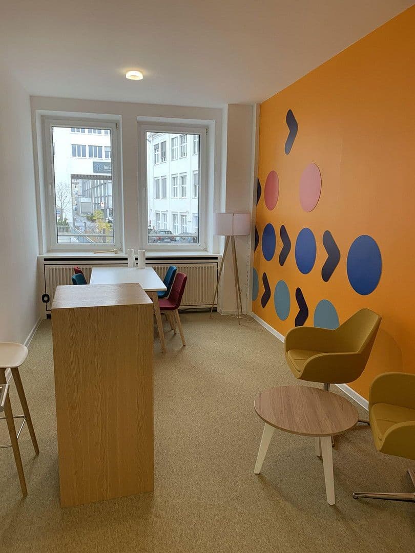 Pronájem kanceláře 297 m², Fürther Straße 228, Nürnberg, Bavorsko Pronájem kanceláře 297 m², Fürther Straße 228, Nürnberg, Bavorsko