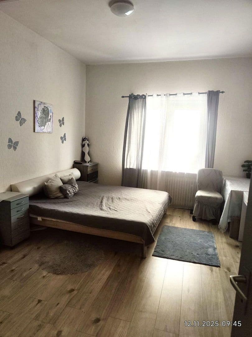 Pronájem bytu 2+1 55 m², Hessestr. 6, Nürnberg, Bavorsko Pronájem bytu 2+1 55 m², Hessestr. 6, Nürnberg, Bavorsko