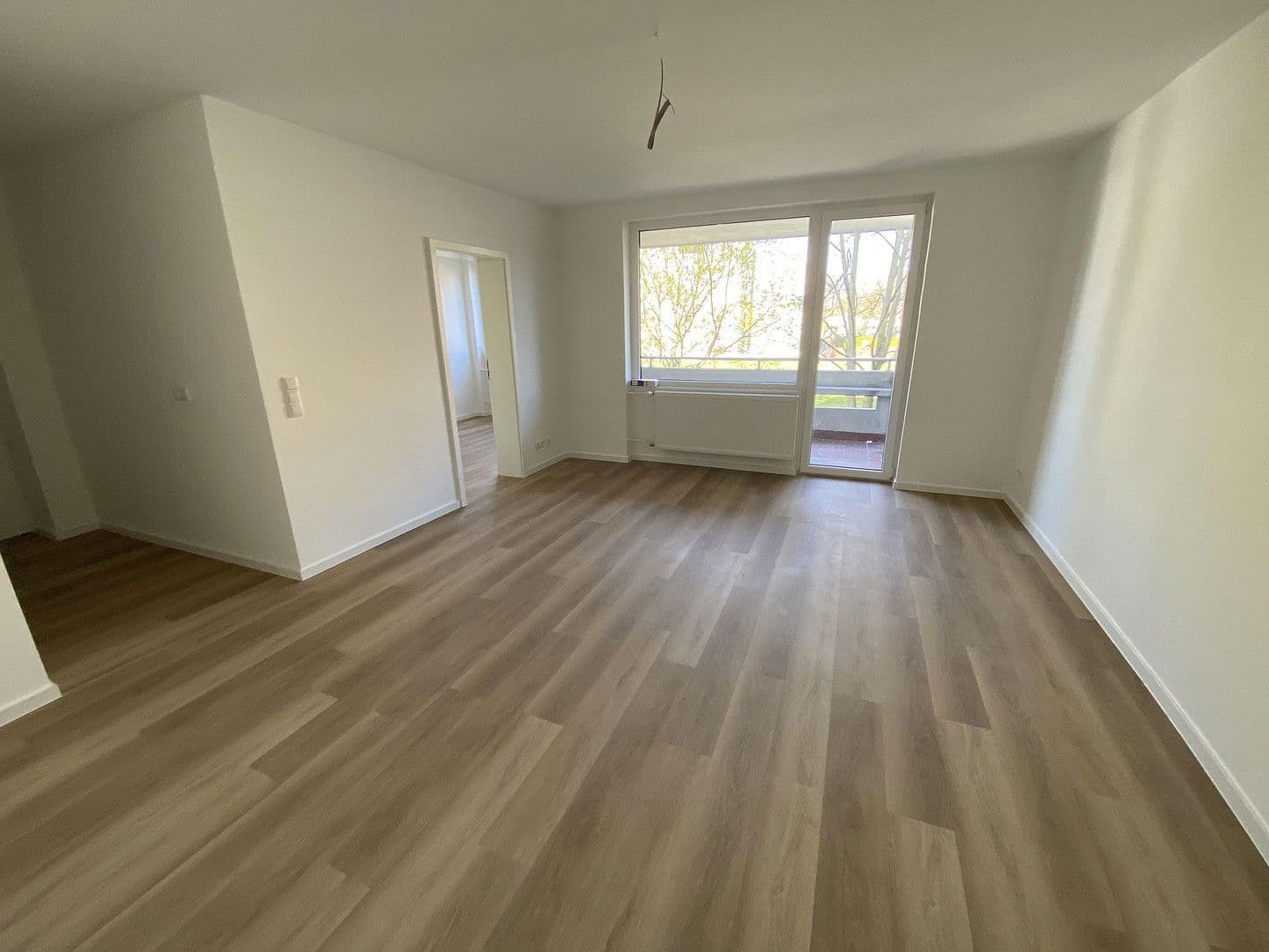 Pronájem bytu 2+1 47 m², Braunschweig, Dolní Sasko Pronájem bytu 2+1 47 m², Braunschweig, Dolní Sasko