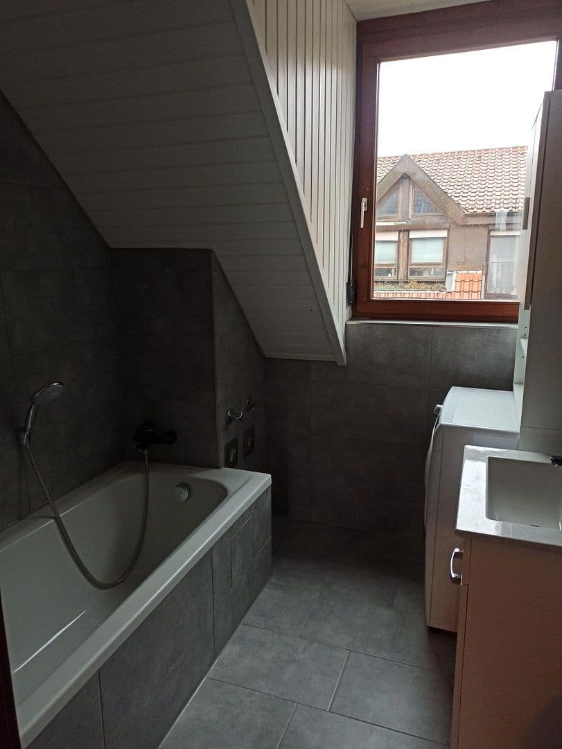 Pronájem bytu 2+kk 78 m², Neckarsulm, Bádensko-Württembersko Pronájem bytu 2+kk 78 m², Neckarsulm, Bádensko-Württembersko