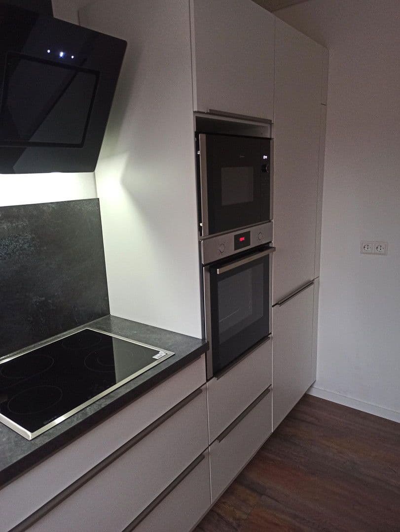 Pronájem bytu 2+kk 78 m², Neckarsulm, Bádensko-Württembersko Pronájem bytu 2+kk 78 m², Neckarsulm, Bádensko-Württembersko