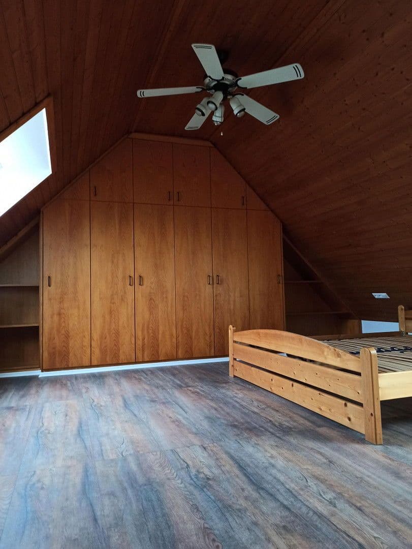 Pronájem bytu 2+kk 78 m², Neckarsulm, Bádensko-Württembersko Pronájem bytu 2+kk 78 m², Neckarsulm, Bádensko-Württembersko