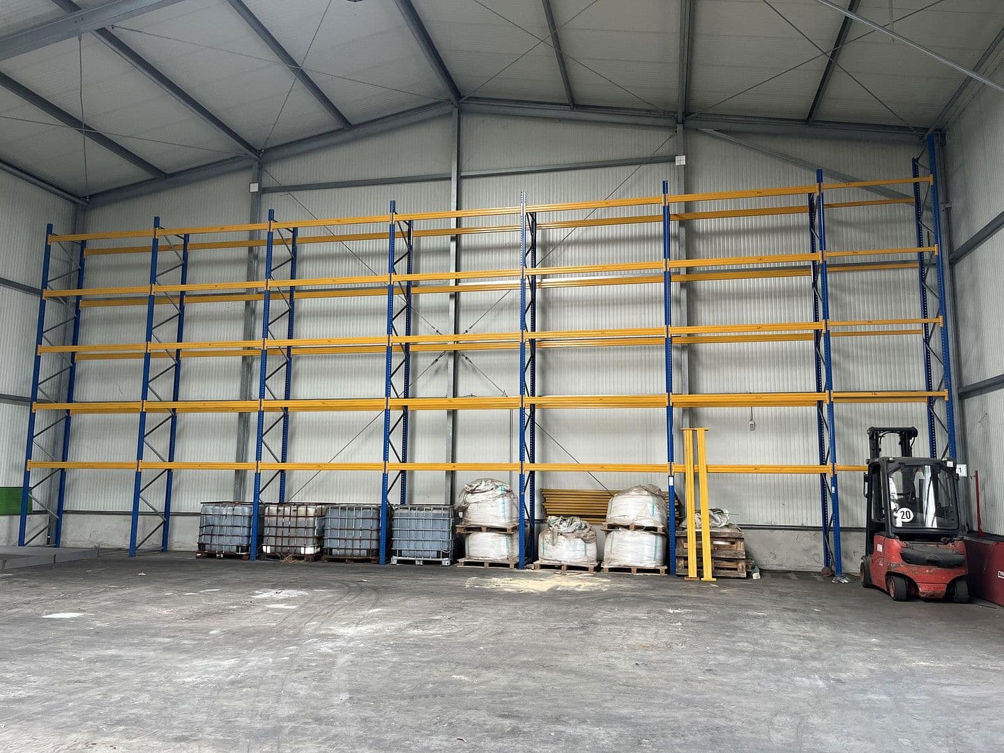 Pronájem nebytového prostoru 10.000 m², Bahnhofstraße 10, Walschleben, Durynsko Pronájem nebytového prostoru 10.000 m², Bahnhofstraße 10, Walschleben, Durynsko