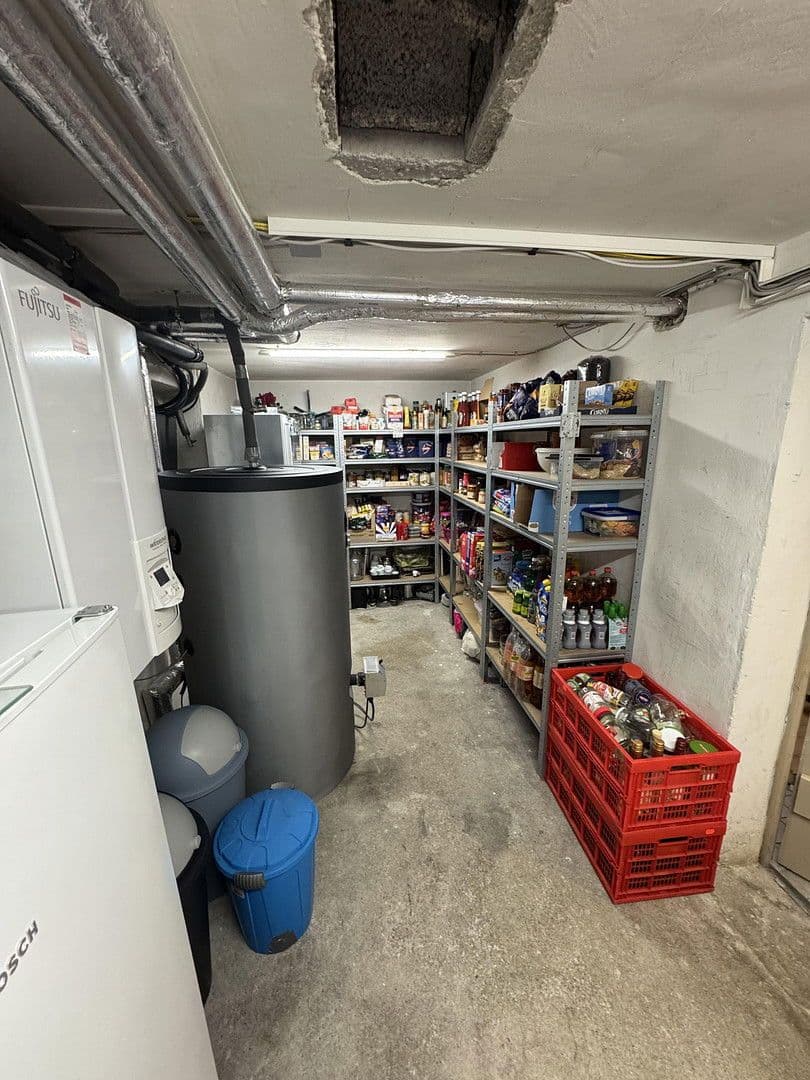 Prodej domu 130 m², pozemek 309 m², Lichtenstein, Bádensko-Württembersko Prodej domu 130 m², pozemek 309 m², Lichtenstein, Bádensko-Württembersko