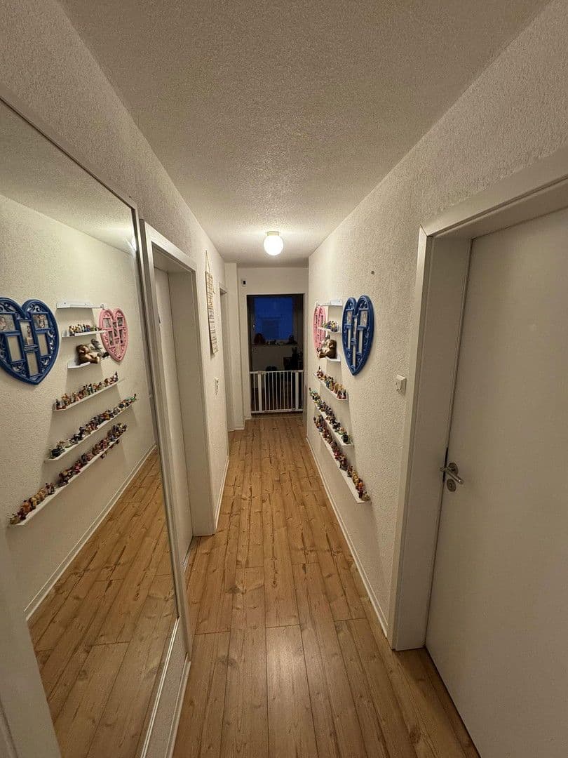 Prodej domu 130 m², pozemek 309 m², Lichtenstein, Bádensko-Württembersko Prodej domu 130 m², pozemek 309 m², Lichtenstein, Bádensko-Württembersko