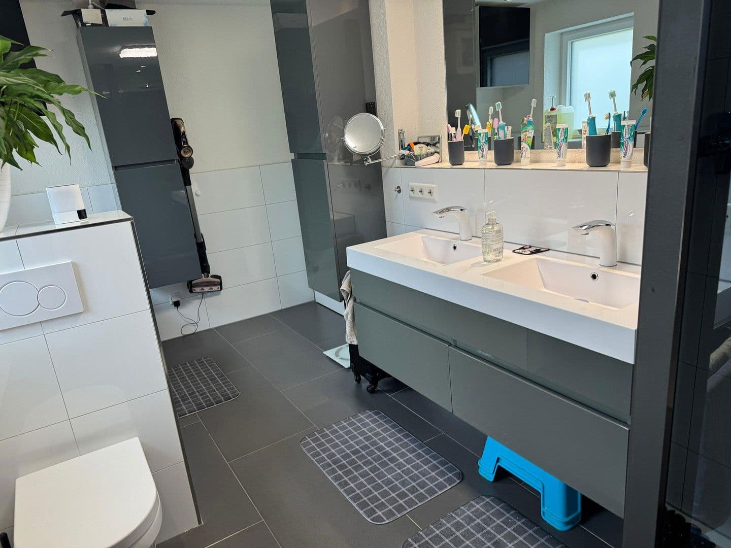 Prodej domu 130 m², pozemek 309 m², Lichtenstein, Bádensko-Württembersko Prodej domu 130 m², pozemek 309 m², Lichtenstein, Bádensko-Württembersko