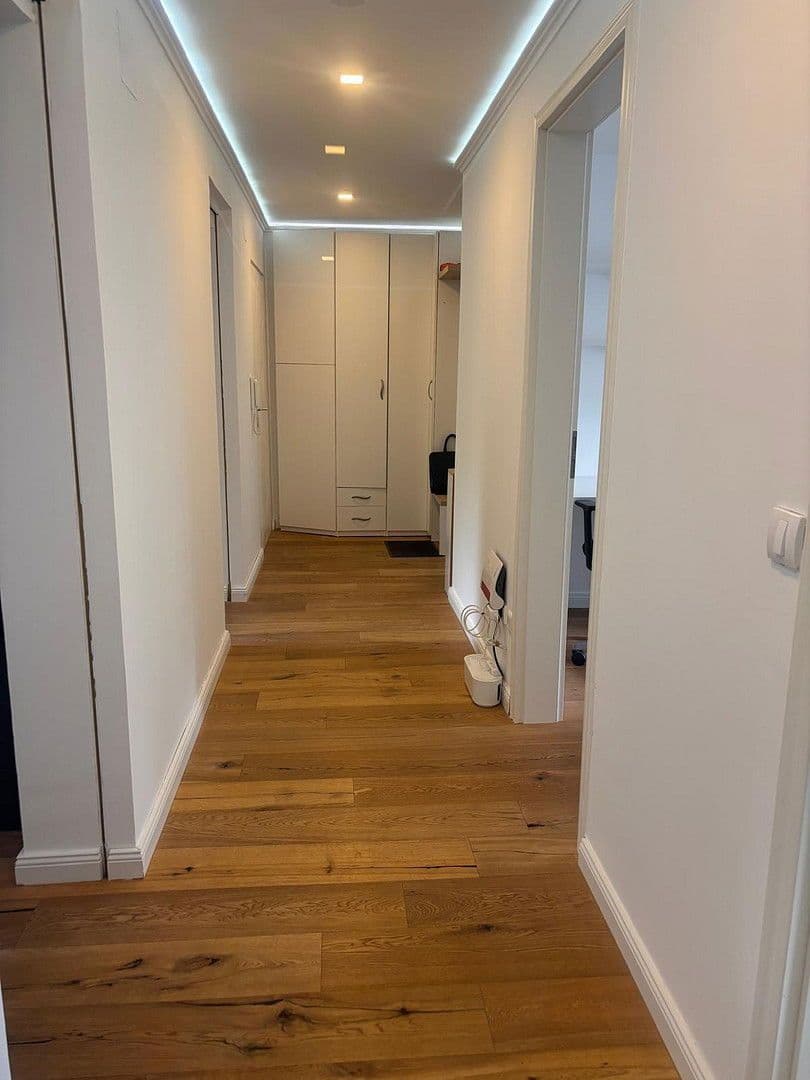 Pronájem bytu 3+1 75 m², München, Bavorsko Pronájem bytu 3+1 75 m², München, Bavorsko