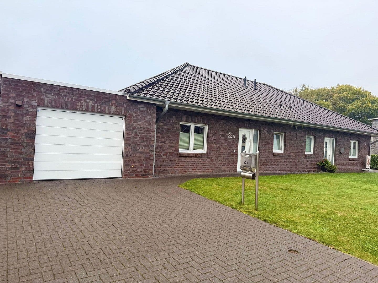 Prodej domu 96 m², pozemek 324 m², Saterland - Seelterlound, Dolní Sasko Prodej domu 96 m², pozemek 324 m², Saterland - Seelterlound, Dolní Sasko