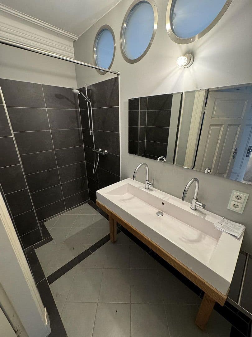 Prodej bytu 3+1 64 m², Hamburg, Hamburg Prodej bytu 3+1 64 m², Hamburg, Hamburg