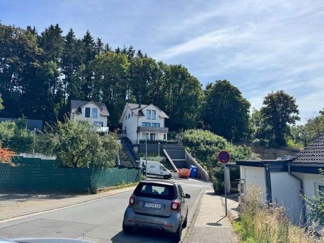 Prodej pozemku 770 m², Eppenhainer Weg, Eppstein, Hessen Prodej pozemku 770 m², Eppenhainer Weg, Eppstein, Hessen