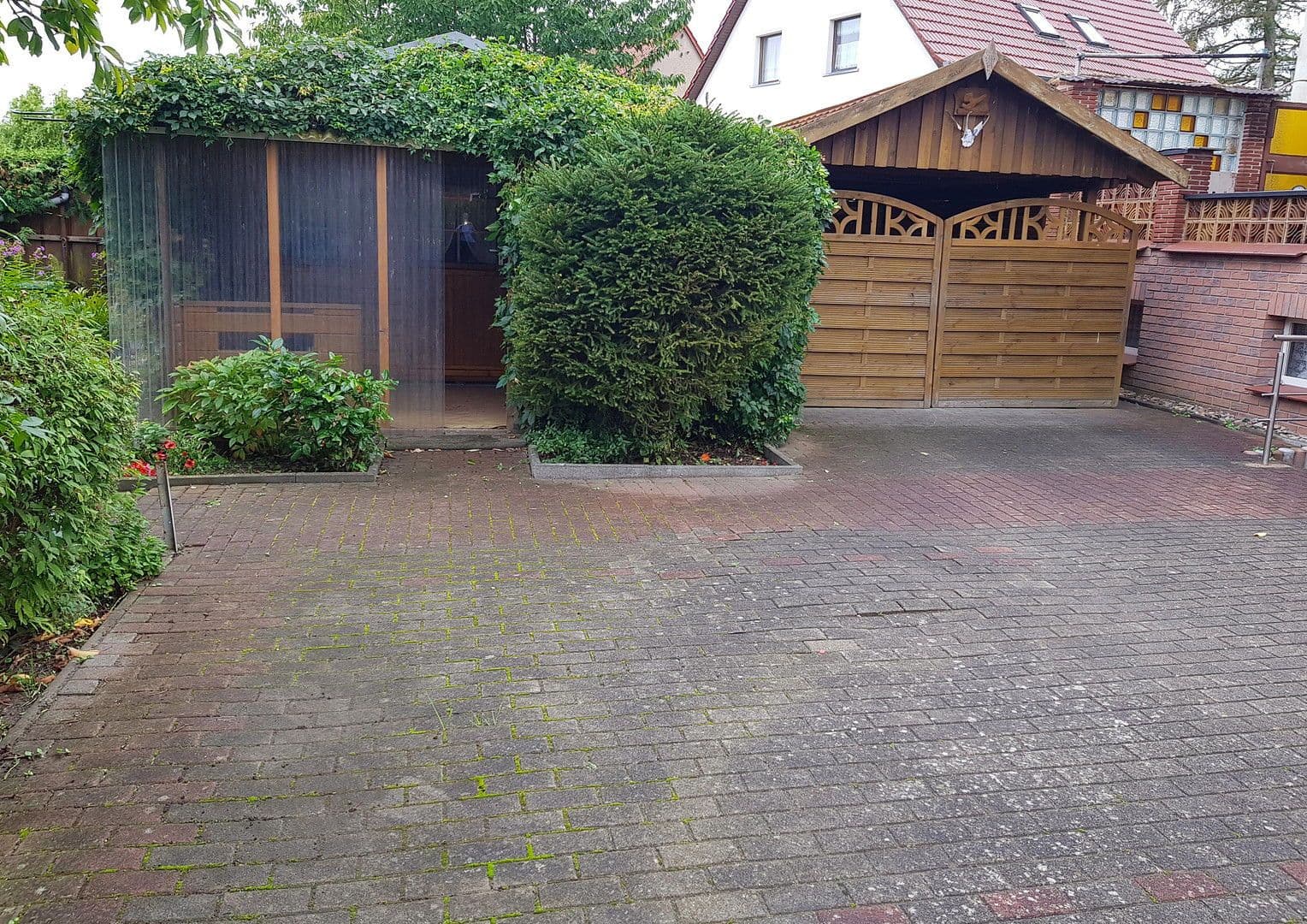 Prodej domu 159 m², pozemek 769 m², Güstrow, Mecklenburg-Vorpommern Prodej domu 159 m², pozemek 769 m², Güstrow, Mecklenburg-Vorpommern