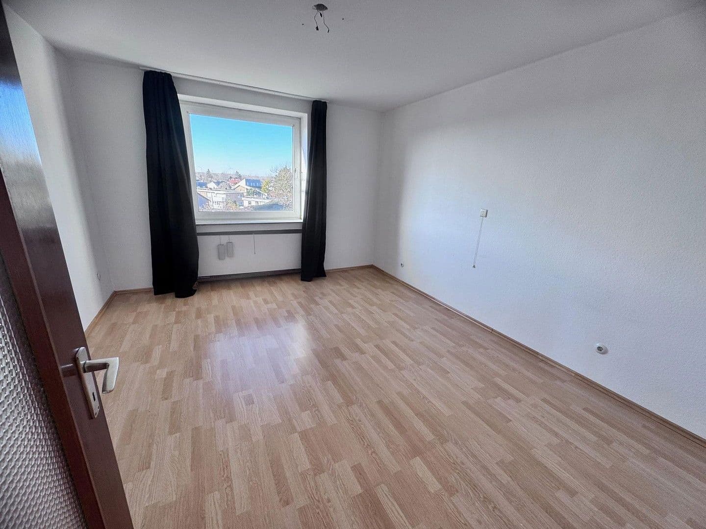 Pronájem bytu 3+1 84 m², Jülich, Severní Porýní-Vestfálsko Pronájem bytu 3+1 84 m², Jülich, Severní Porýní-Vestfálsko