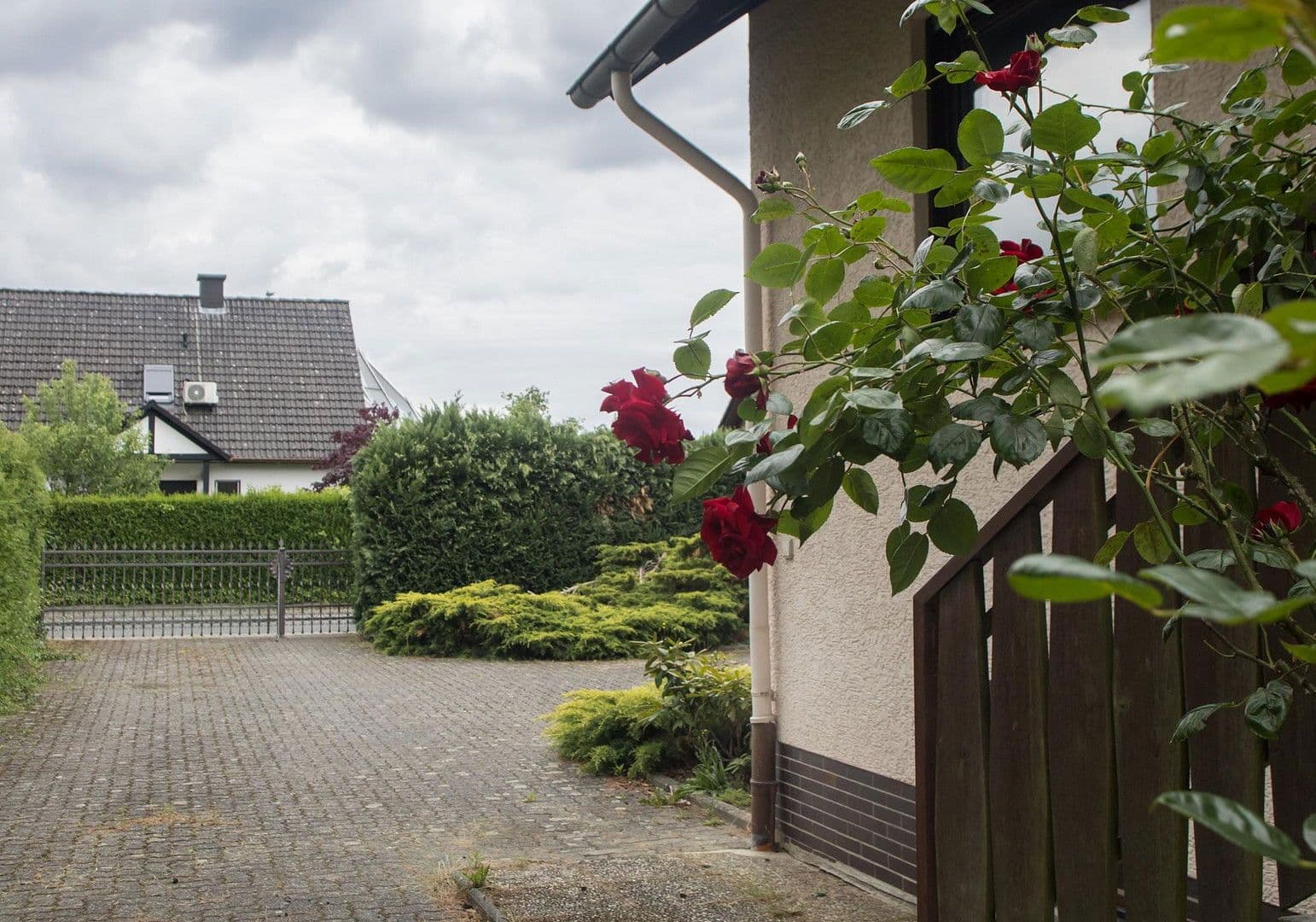 Prodej domu 216 m², pozemek 1.741 m², Babenhausen, Hessen Prodej domu 216 m², pozemek 1.741 m², Babenhausen, Hessen