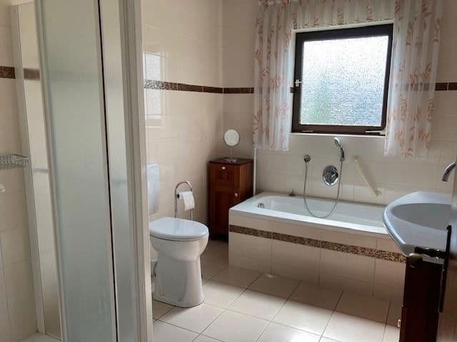 Prodej domu 216 m², pozemek 1.741 m², Babenhausen, Hessen Prodej domu 216 m², pozemek 1.741 m², Babenhausen, Hessen