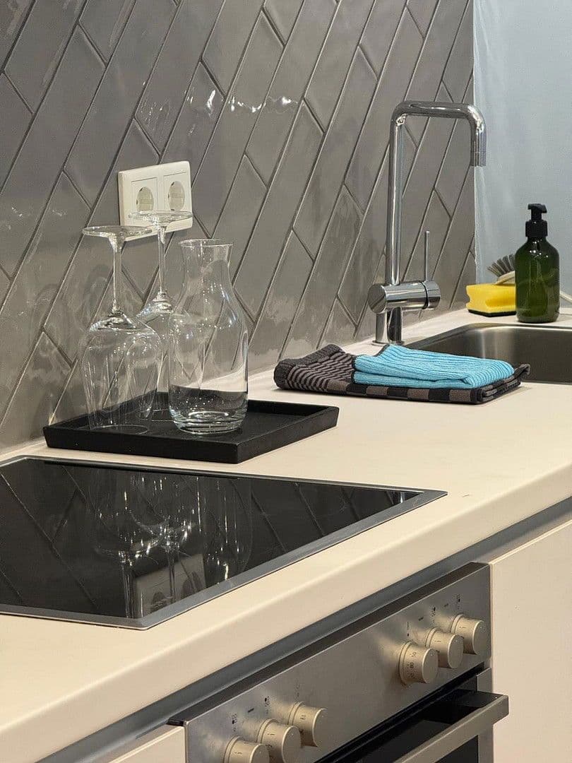 Pronájem bytu 1+1 36 m², Oberbilker Allee 39, Düsseldorf, Severní Porýní-Vestfálsko Pronájem bytu 1+1 36 m², Oberbilker Allee 39, Düsseldorf, Severní Porýní-Vestfálsko