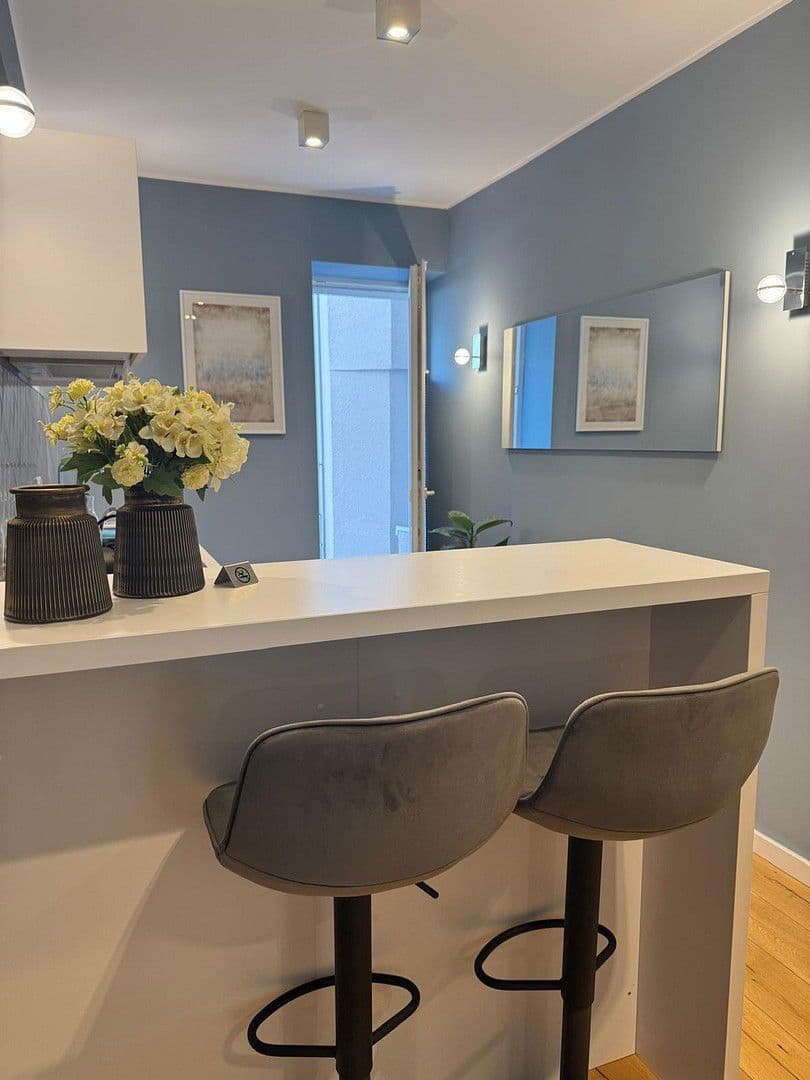 Pronájem bytu 1+1 36 m², Oberbilker Allee 39, Düsseldorf, Severní Porýní-Vestfálsko Pronájem bytu 1+1 36 m², Oberbilker Allee 39, Düsseldorf, Severní Porýní-Vestfálsko