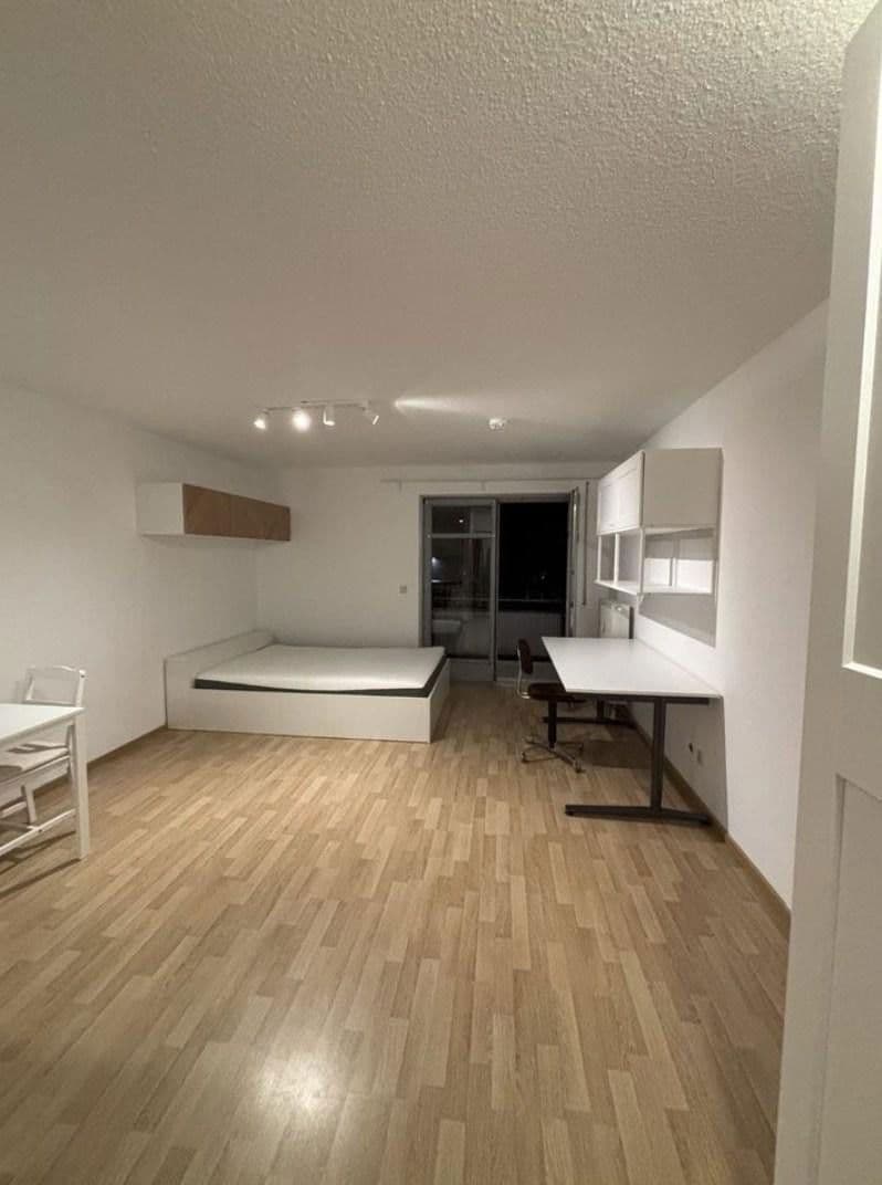 Pronájem bytu 1+1 30 m², Marconistr. 10, Augsburg, Bavorsko Pronájem bytu 1+1 30 m², Marconistr. 10, Augsburg, Bavorsko
