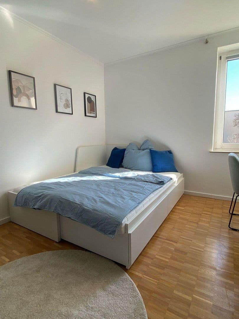 Pronájem bytu 82 m², Ackermannstr 1, München, Bavorsko Pronájem bytu 82 m², Ackermannstr 1, München, Bavorsko