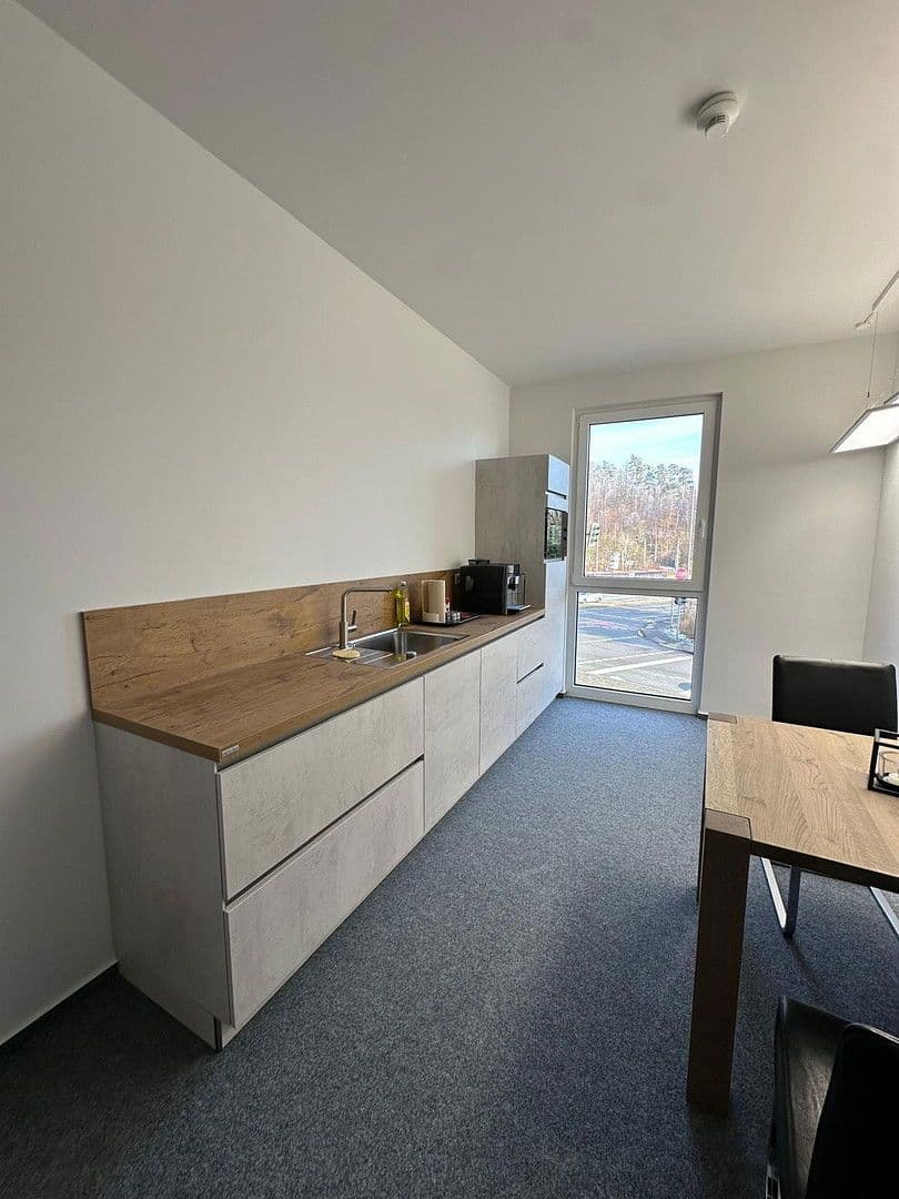 Pronájem kanceláře 300 m², Friedhofstr. 171, Bielefeld, Severní Porýní-Vestfálsko Pronájem kanceláře 300 m², Friedhofstr. 171, Bielefeld, Severní Porýní-Vestfálsko