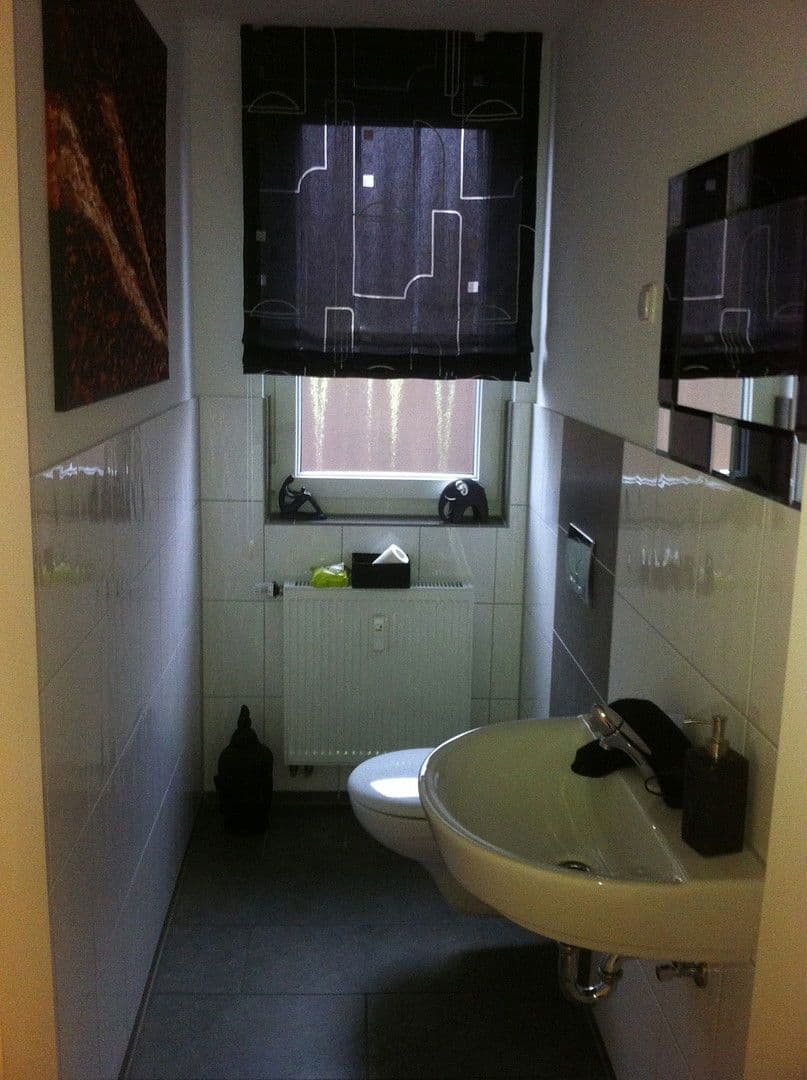 Pronájem bytu 3+1 90 m², Essen, Severní Porýní-Vestfálsko Pronájem bytu 3+1 90 m², Essen, Severní Porýní-Vestfálsko