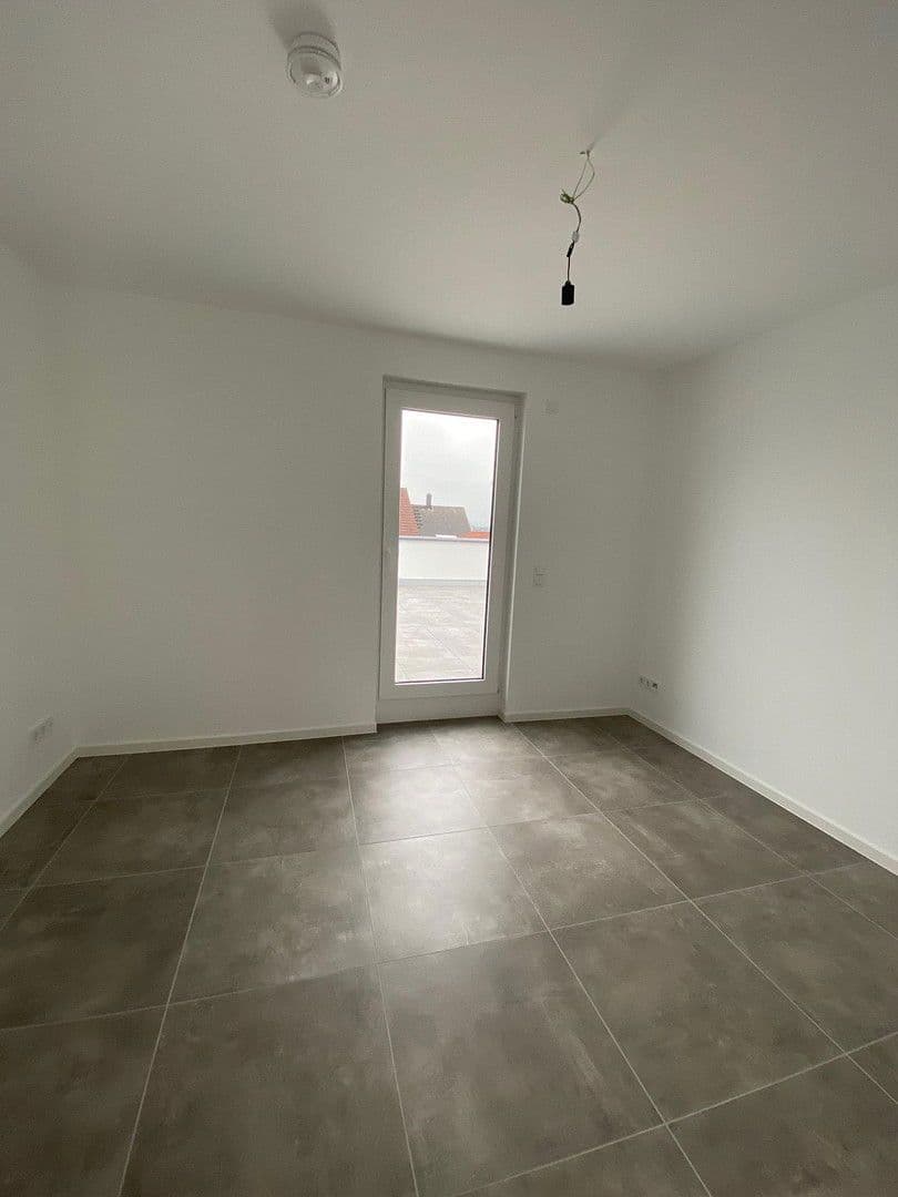 Pronájem bytu 5+1 134 m², Langendiebacher Str. 49, Erlensee, Hessen Pronájem bytu 5+1 134 m², Langendiebacher Str. 49, Erlensee, Hessen