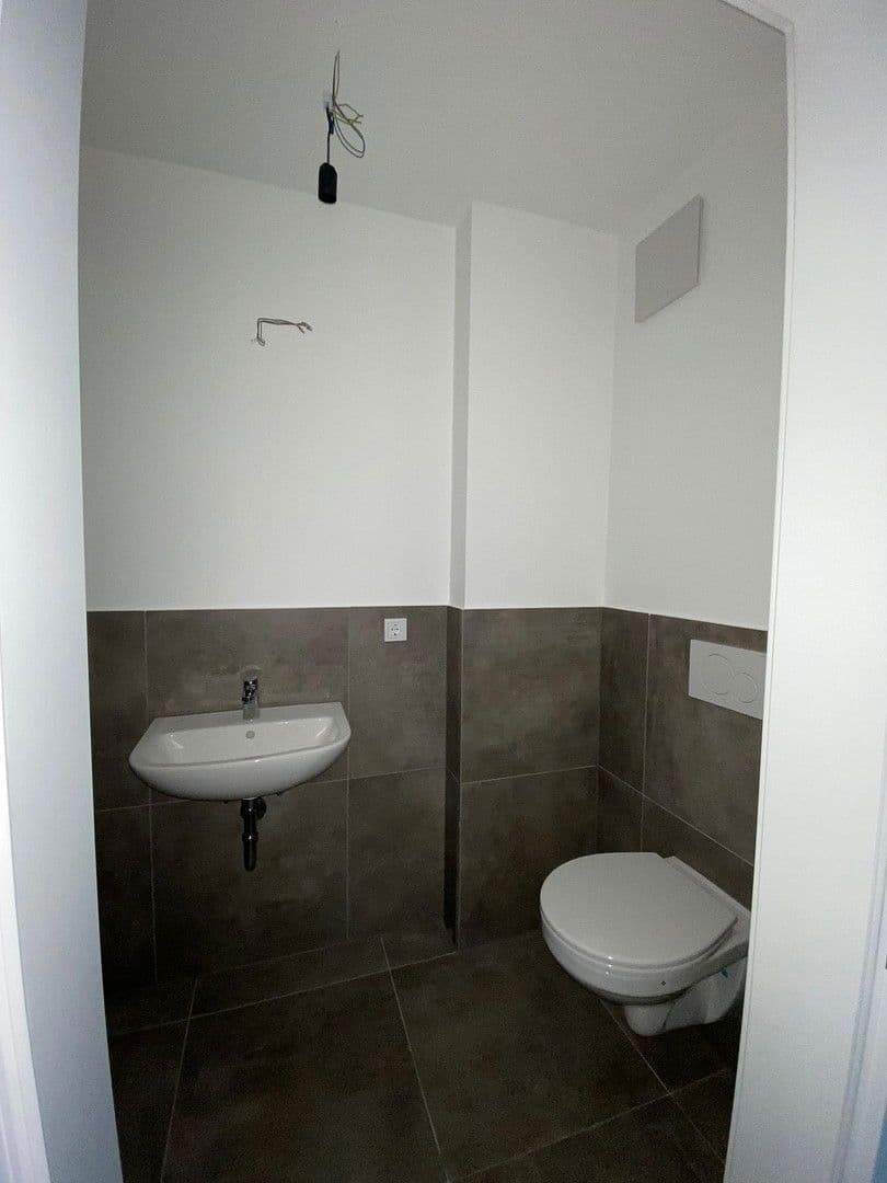 Pronájem bytu 5+1 134 m², Langendiebacher Str. 49, Erlensee, Hessen Pronájem bytu 5+1 134 m², Langendiebacher Str. 49, Erlensee, Hessen