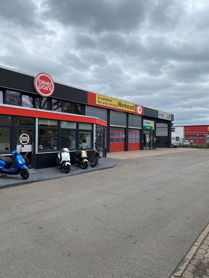 Pronájem nebytového prostoru 1.500 m², Braunschweiger Heerstr. 57, Celle, Dolní Sasko Pronájem nebytového prostoru 1.500 m², Braunschweiger Heerstr. 57, Celle, Dolní Sasko