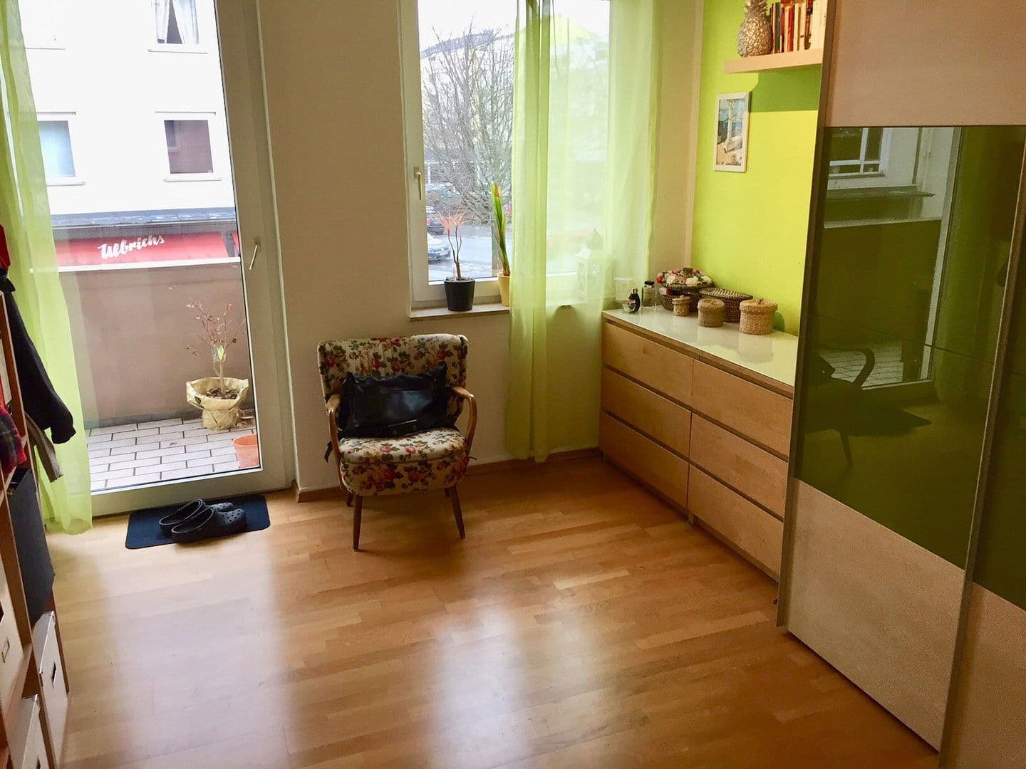 Pronájem bytu 3+1 74 m², Krausenstr. 44, Hannover, Dolní Sasko Pronájem bytu 3+1 74 m², Krausenstr. 44, Hannover, Dolní Sasko