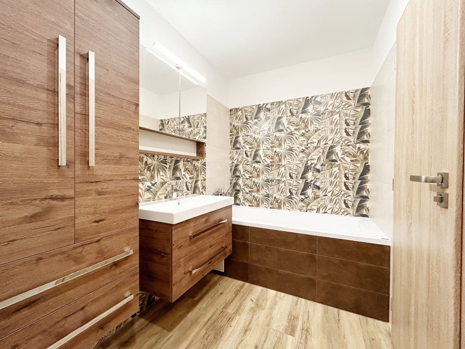 Pronájem bytu 4+kk 84 m², Strašnická, Praha, Praha Pronájem bytu 4+kk 84 m², Strašnická, Praha, Praha