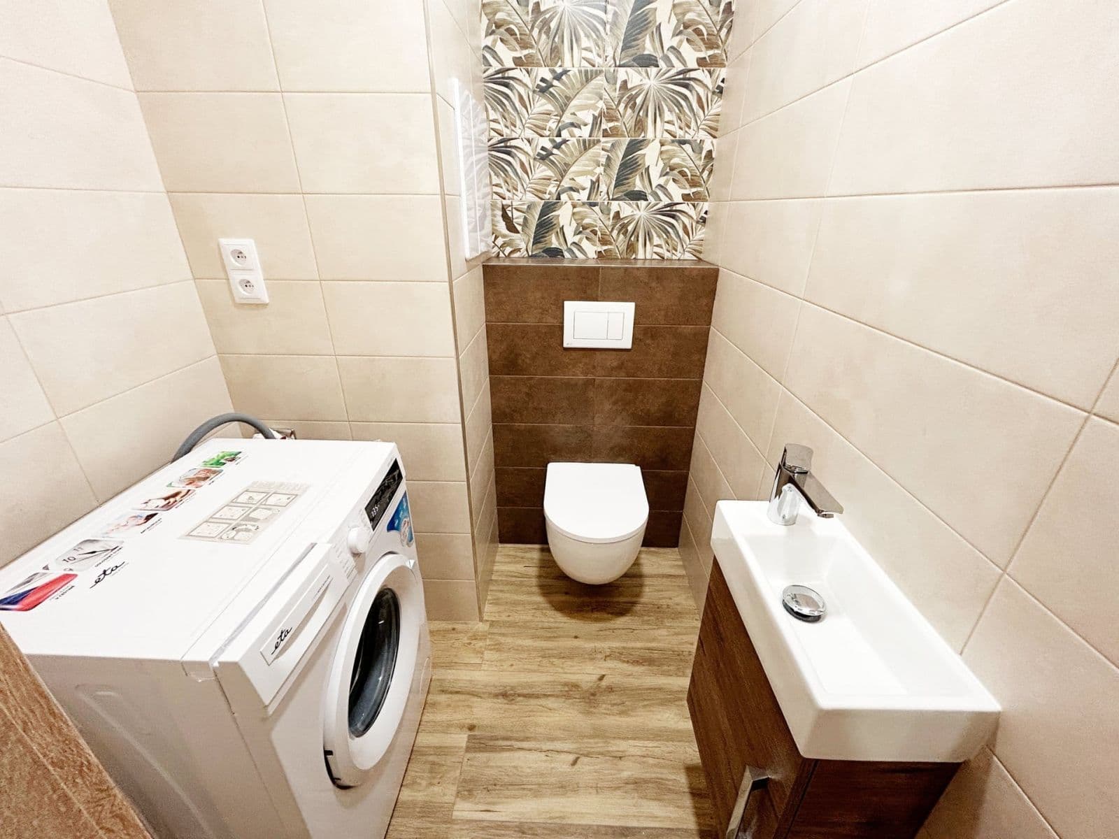 Pronájem bytu 4+kk 84 m², Strašnická, Praha, Praha Pronájem bytu 4+kk 84 m², Strašnická, Praha, Praha