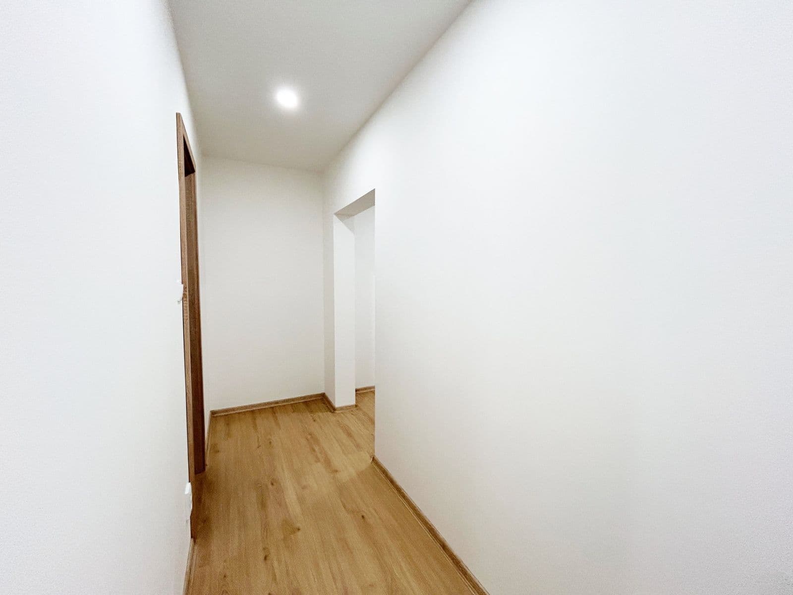 Pronájem bytu 4+kk 84 m², Strašnická, Praha, Praha Pronájem bytu 4+kk 84 m², Strašnická, Praha, Praha