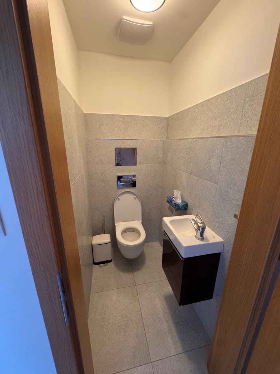 Pronájem bytu 3+kk 83 m², Nademlejnská, Praha, Praha Pronájem bytu 3+kk 83 m², Nademlejnská, Praha, Praha